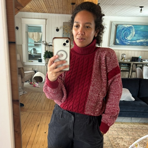 Vintage Simon Chang Red Static Cable Knit Turtleneck Sweater - Picture 5 of 5